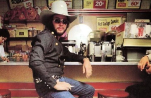 The Rebel Who Redefined Country: Hank Williams Jr.’s Untamed Rise to Greatness